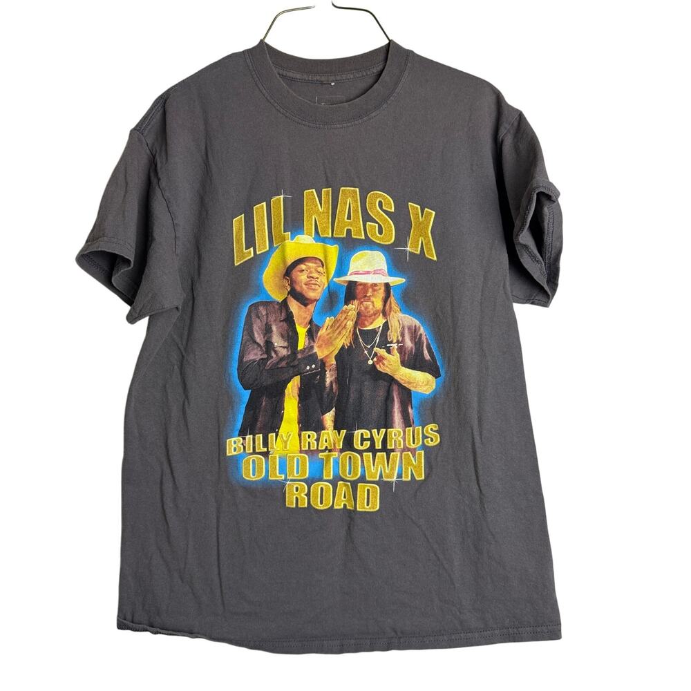 The Thread Shop Lil Nas x Billy Ray Cyrus Old‎ Town Road Graphic T-shirt MEDIUM